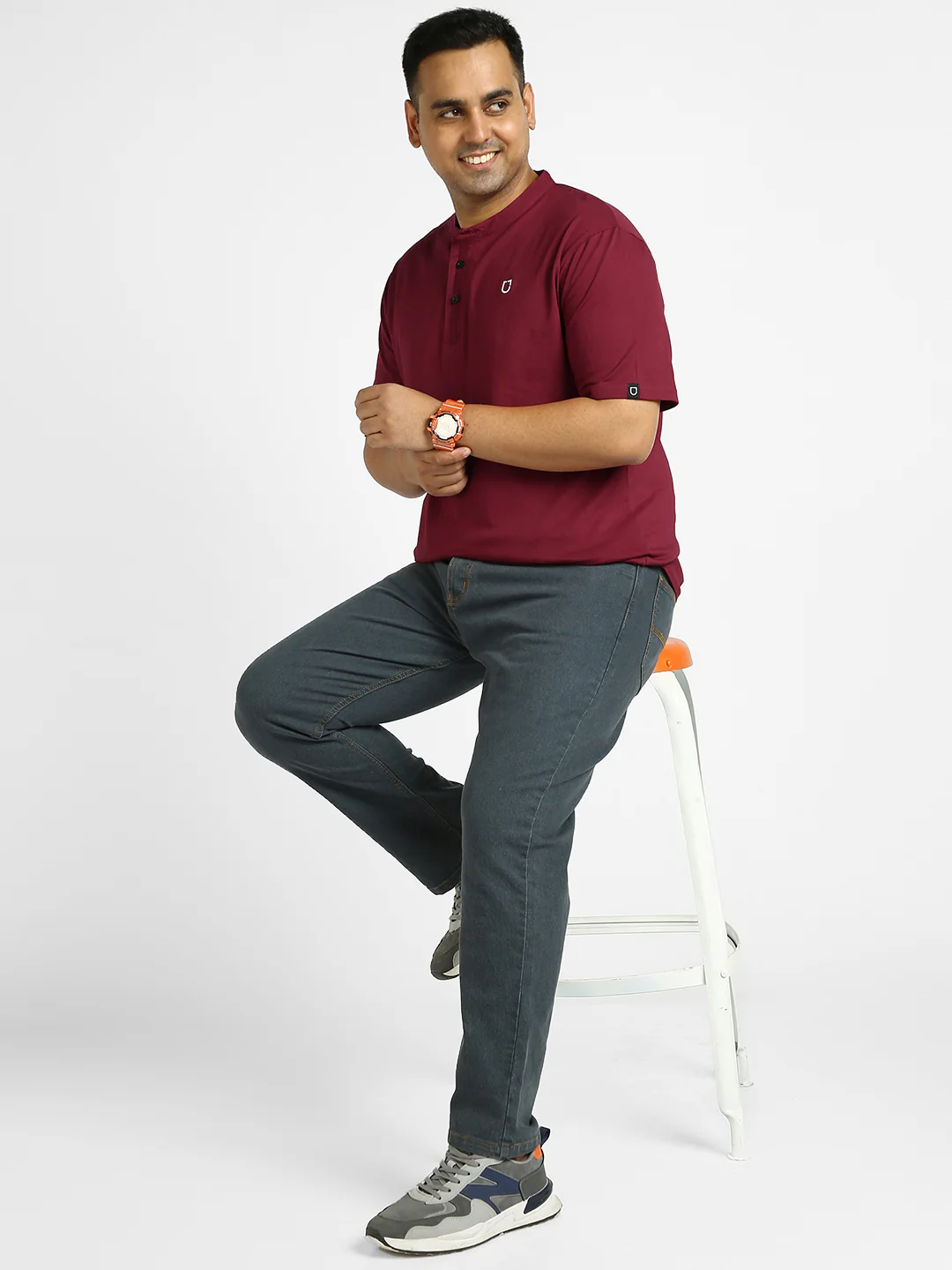Plus Men's Maroon Solid Mandarin Collar Regular Fit Half Sleeve Cotton T-Shirt - Image 5
