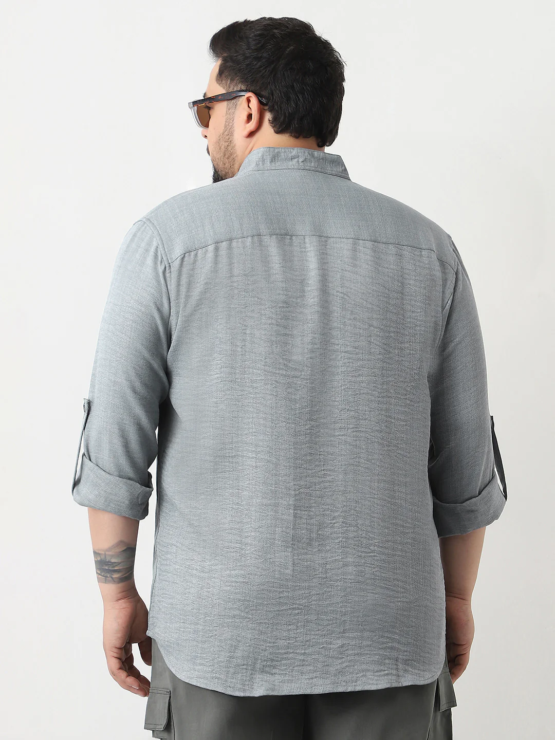 Plus Men's Metallic Blue Linen Blend Full Sleeve Relaxed Fit Mandarin Collar Casual Solid Shirt - Image 3