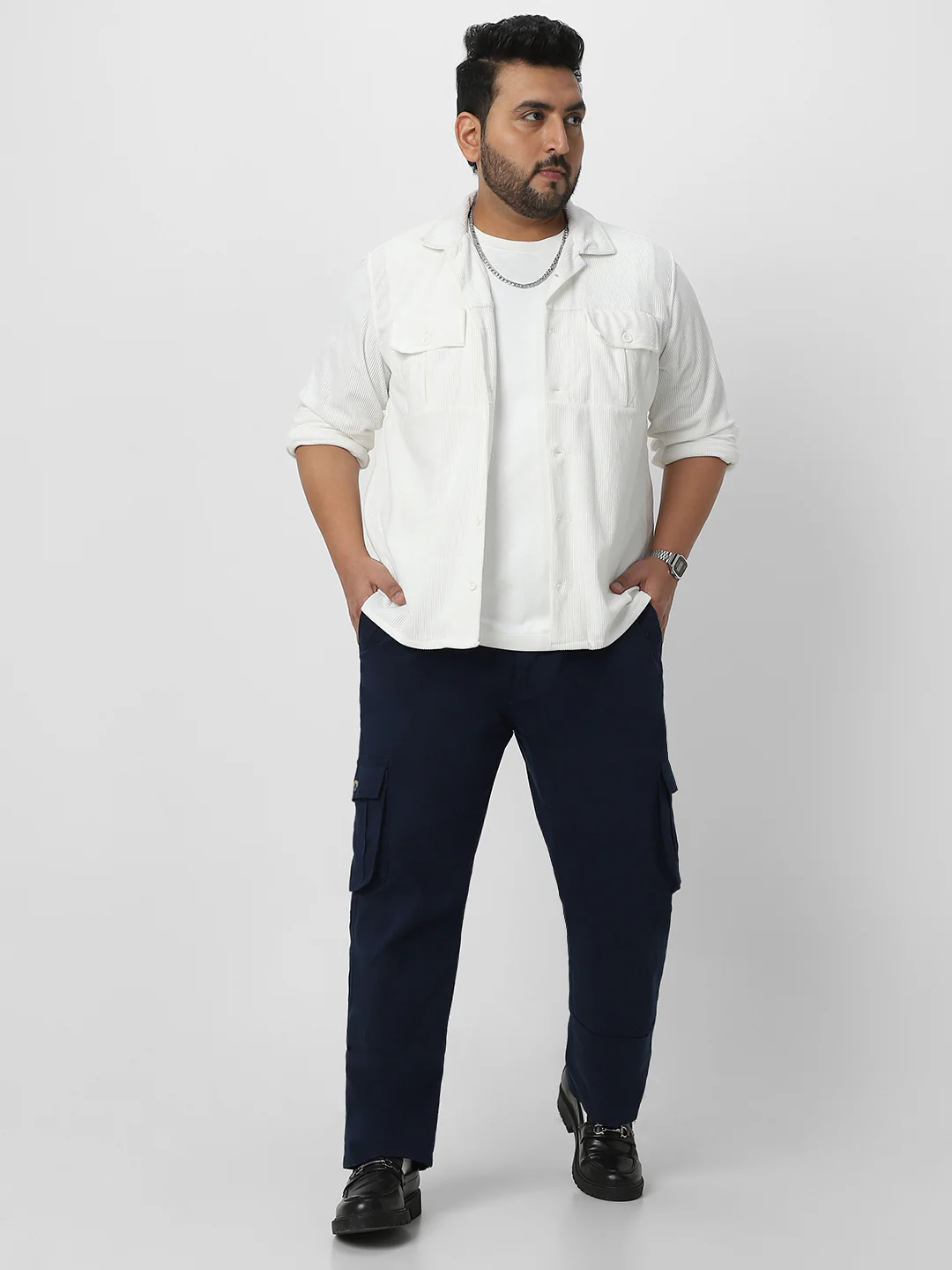 Plus Men's Navy Blue Regular Fit Solid Cargo Chino Pant with 6 Pockets - Image 4