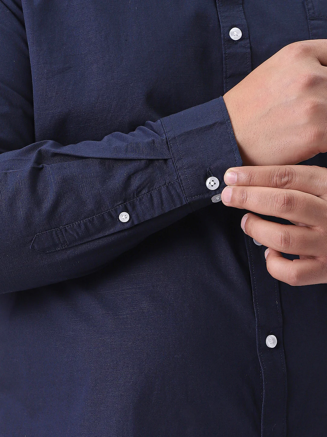 Plus Men's Navy Cotton Full Sleeve Regular Fit Casual Solid Slub Shirt with Spread Collar - Image 6