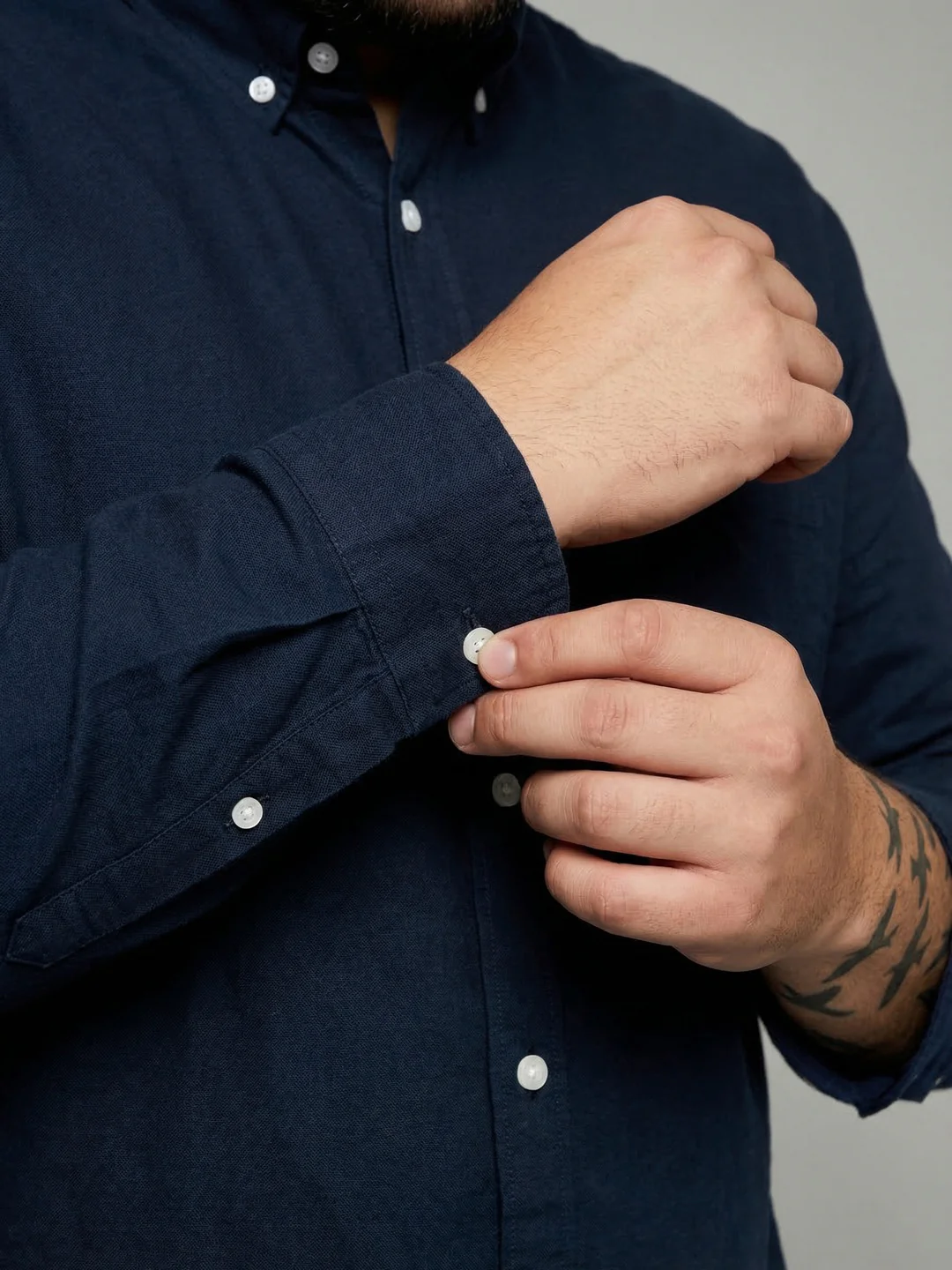 Plus Men's Navy Cotton Full Sleeve Regular Fit Solid Oxford Shirt With Button-Down Collar - Image 5