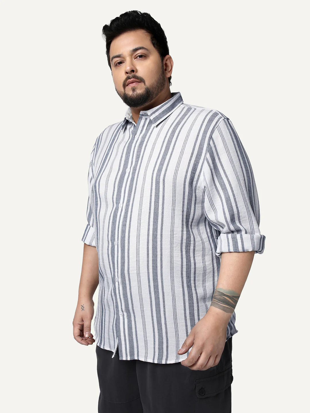 Plus Men's Navy Cotton Full Sleeve Relaxed Fit Linen Striped Shirt with Spread Collar - Image 2
