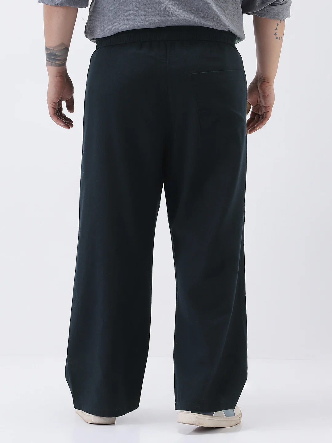 Plus Men's Navy Loose Fit Solid Linen Blend Trousers Non-Stretchable - Image 3