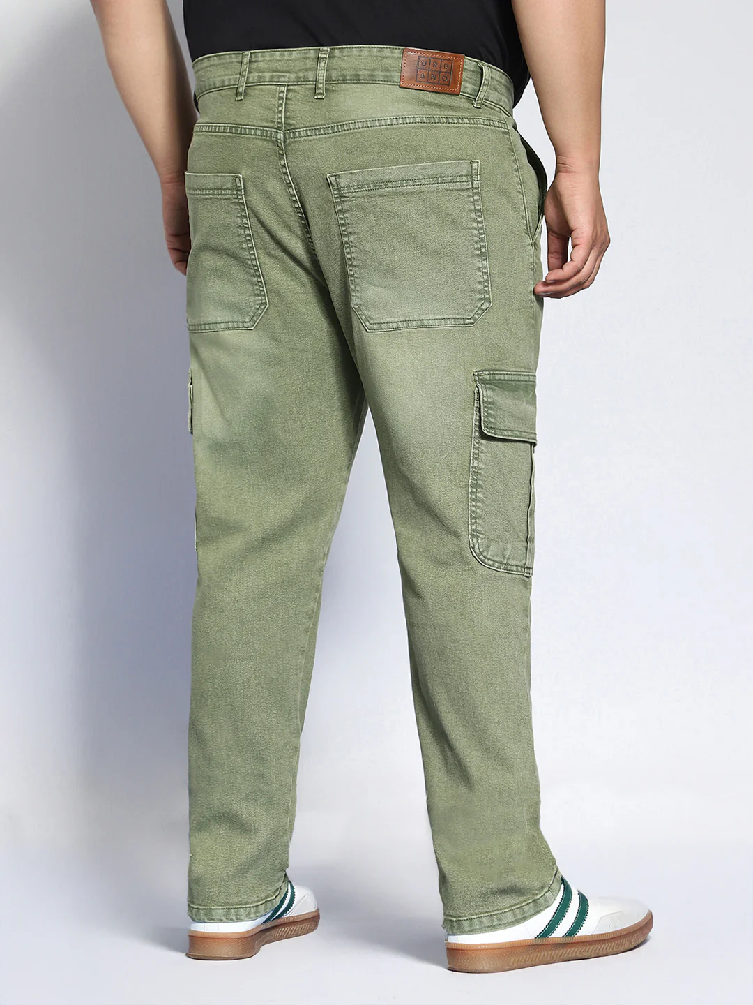 Plus Men's Olive Green Regular Fit Washed Cargo Jeans With 6 Pockets Stretchable - Image 3