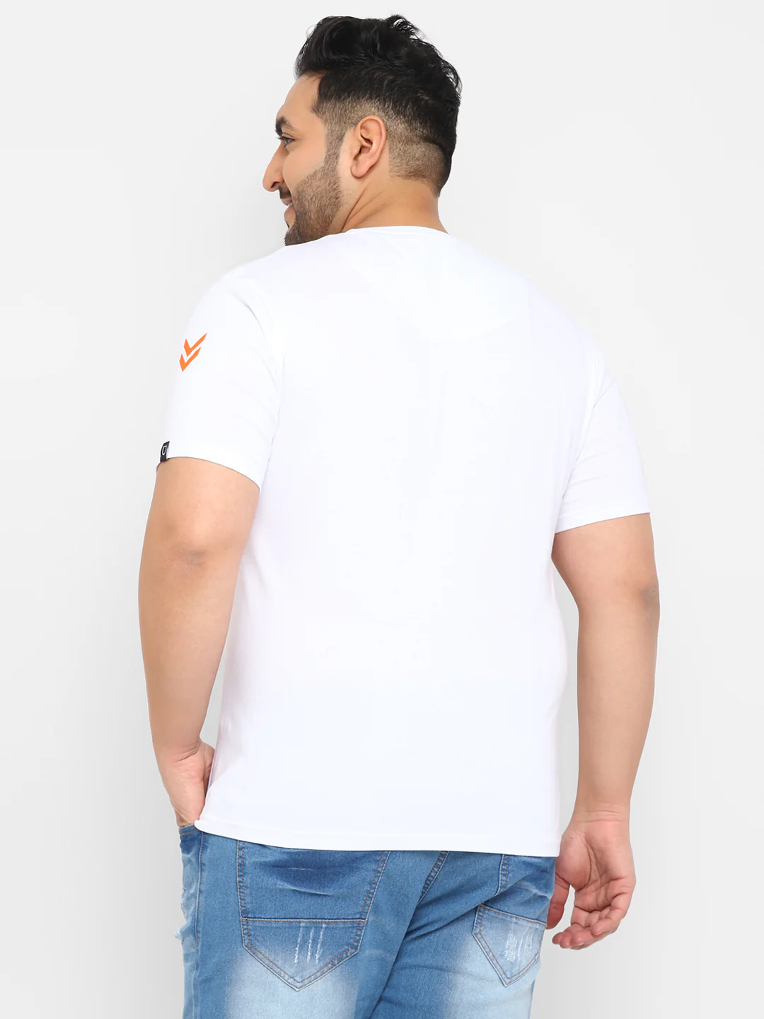Urbano Plus Men's White Graphic Printed Half Sleeve Regular Fit Cotton T-Shirt - Image 3