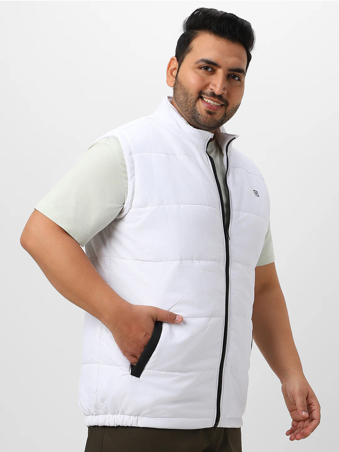 Plus Men's White Sleeveless Zippered Puffer Jacket - Image 2